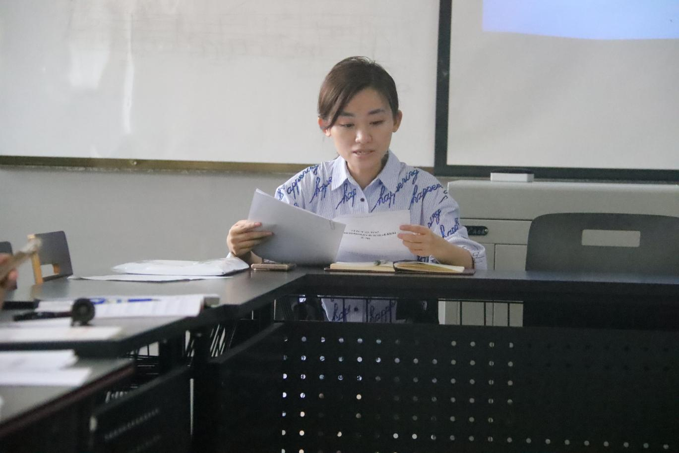 李思颖