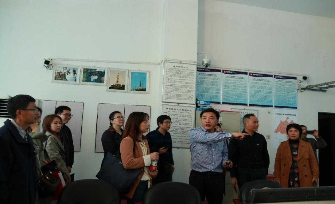 图片1（ ）