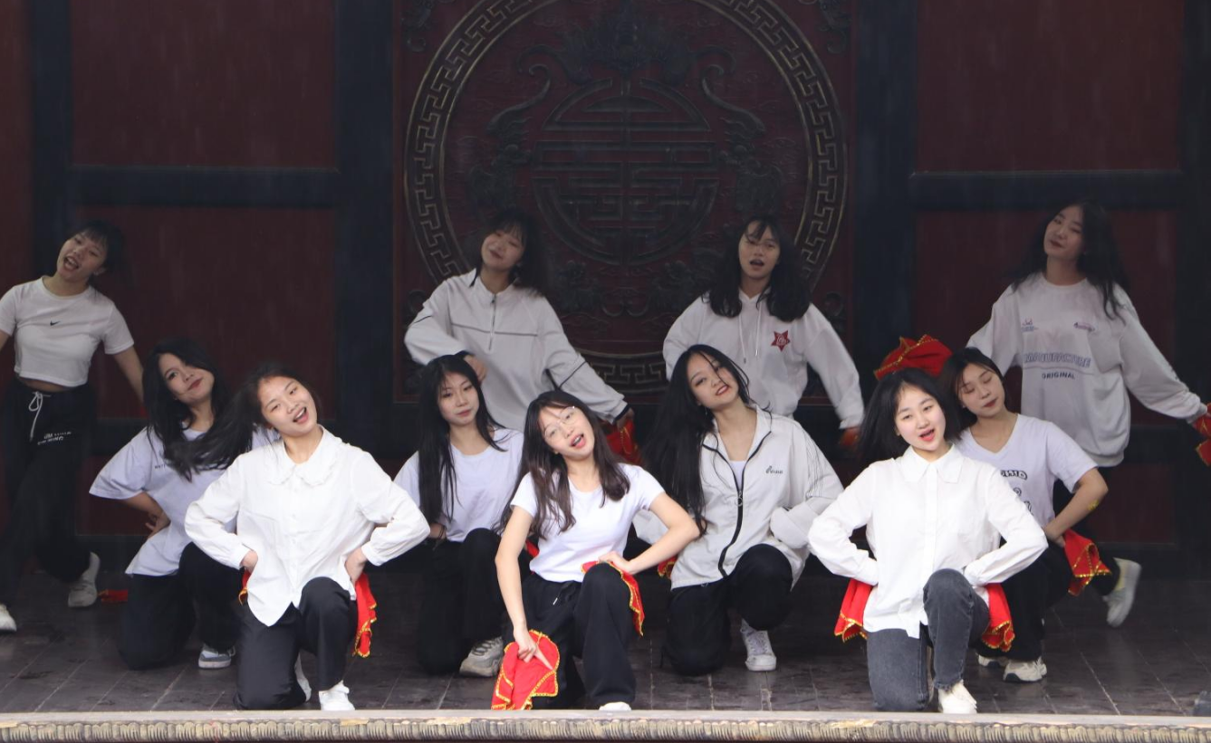 屏幕截图 2023-12-30 172407