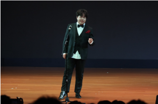 李金哲
